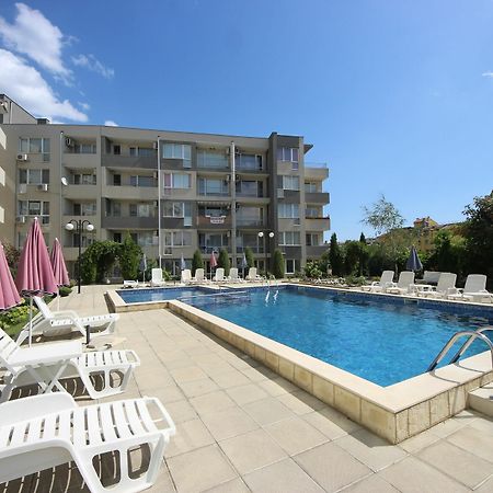 Menada Butterfly Apartment Sveti Vlas Eksteriør billede
