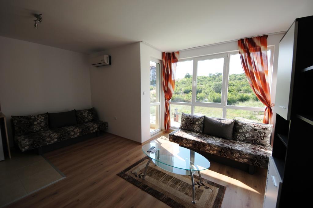 Menada Butterfly Apartment Sveti Vlas Værelse billede