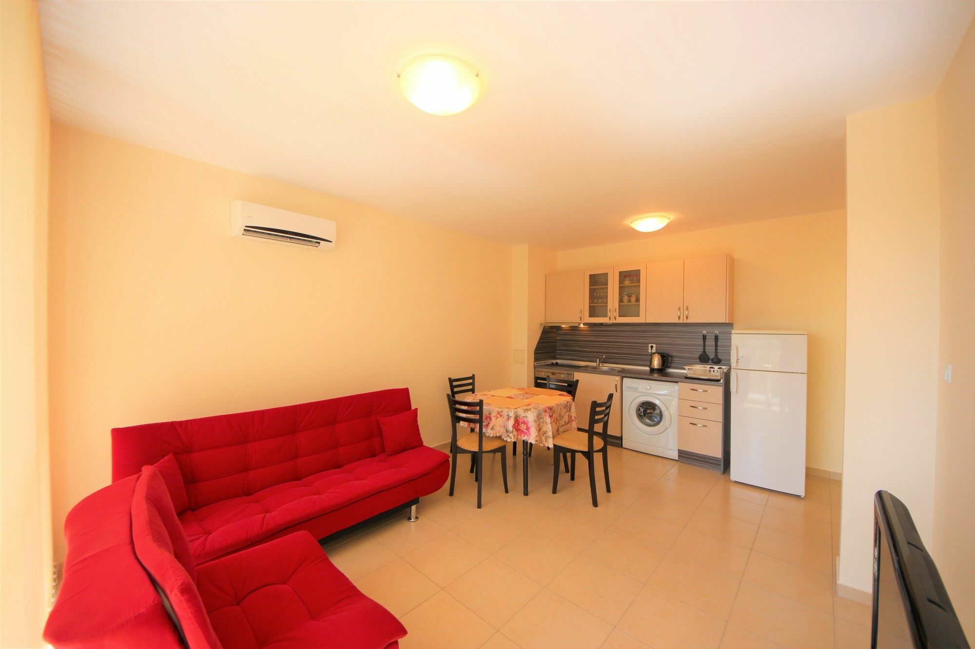 Menada Butterfly Apartment Sveti Vlas Eksteriør billede