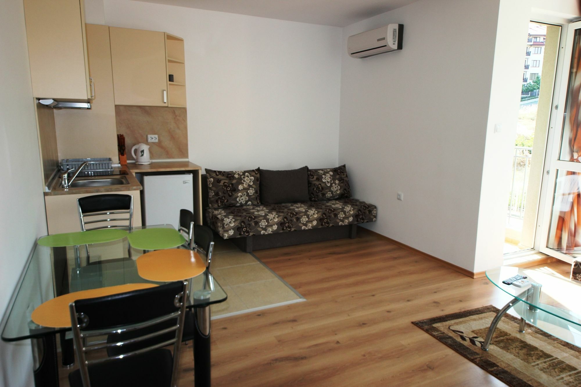 Menada Butterfly Apartment Sveti Vlas Eksteriør billede